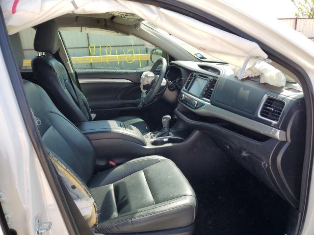 Photo 5 from auction – 2016 TOYOTA HIGHLANDER with VIN 5TDKKRFH9GS139572
