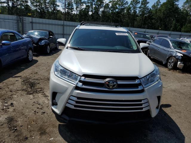 Фото 9 с аукциона – 2017 TOYOTA HIGHLANDER с VIN 5TDJZRFH2HS468283