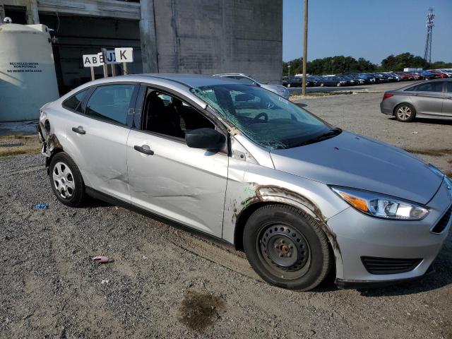 Photo 9 from auction – 2017 FORD FOCUS S with VIN 1FADP3E2XHL236681