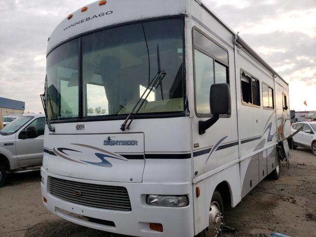 Photo 2 from auction – 2005 WINNEBAGO MOTORHOME with VIN 1F6MF53S840A06857