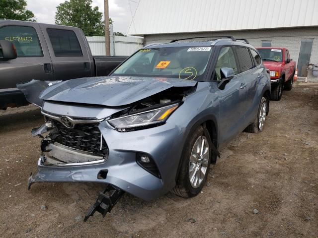 Photo 2 from auction – 2021 TOYOTA HIGHLANDER with VIN 5TDDZRBH5MS122029