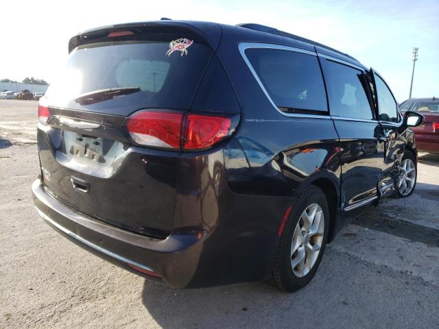 Photo 4 from auction – 2017 CHRYSLER PACIFICA T with VIN 2C4RC1BGXHR667898