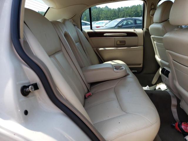 Photo 6 from auction – 2004 LINCOLN TOWN CAR U with VIN 1LNHM83W64Y684884