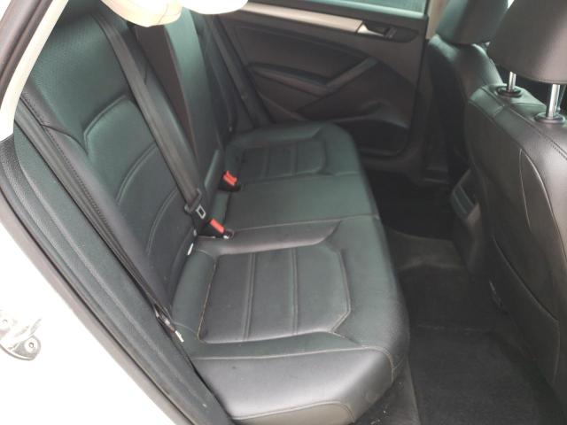 Photo 6 from auction – 2015 VOLKSWAGEN PASSAT S with VIN 1VWAS7A30FC041295