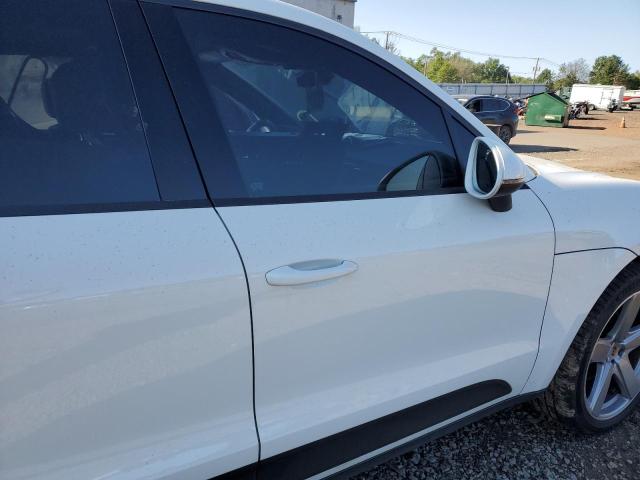Photo 5 from auction – 2019 PORSCHE MACAN with VIN WP1AA2A56KLB09375