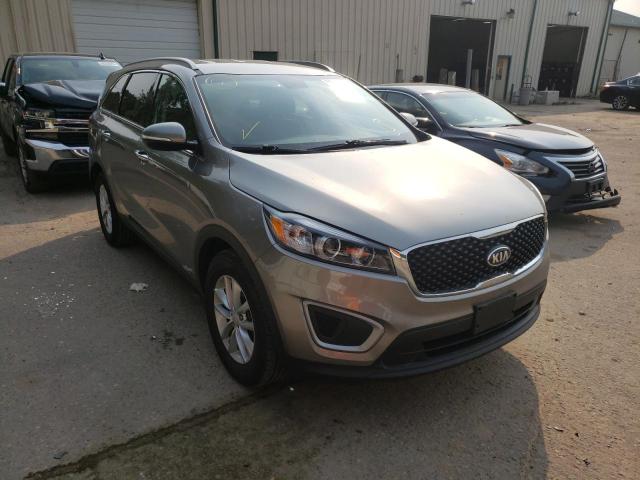 KIA SORENTO LX 2017 with VIN 5XYPGDA33HG315794 - Photo from auction