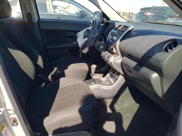 Photo 5 from auction – 2011 TOYOTA SCION XD with VIN JTKKU4B42B1012466