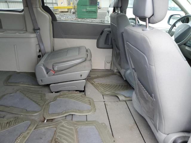Photo 6 from auction – 2010 CHRYSLER TOWN & COU with VIN 2A4RR5D14AR347989