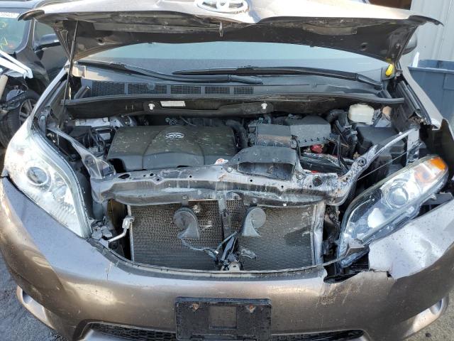 Photo 7 from auction – 2017 TOYOTA SIENNA LE with VIN 5TDKZ3DC7HS793911