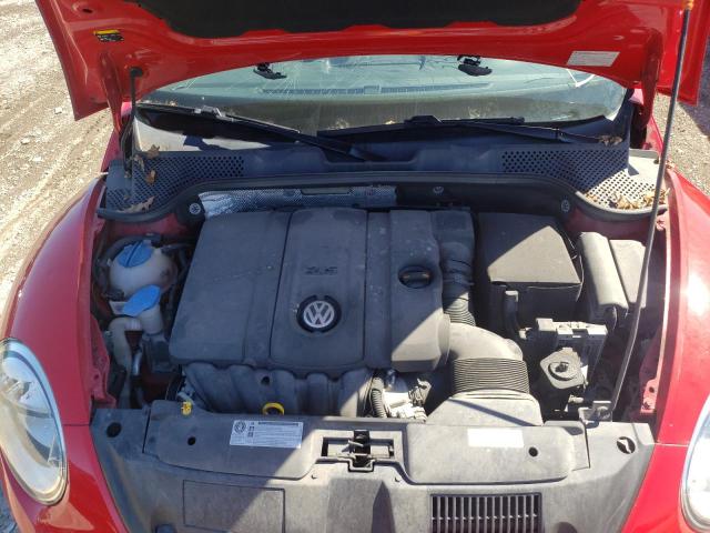 Photo 7 from auction – 2014 VOLKSWAGEN BEETLE with VIN 3VWJX7AT3EM610431