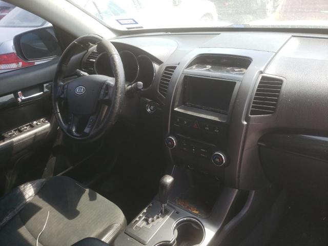 Photo 9 from auction – 2011 KIA SORENTO EX with VIN 5XYKU3A18BG093563