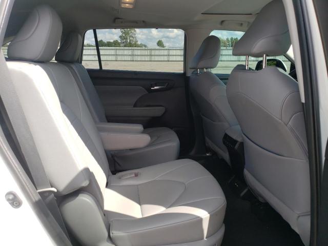 Photo 6 from auction – 2021 TOYOTA HIGHLANDER with VIN 5TDGZRAH7MS041502