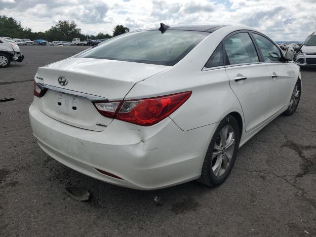Photo 4 from auction – 2012 HYUNDAI SONATA SE with VIN 5NPEC4AC2CH448308