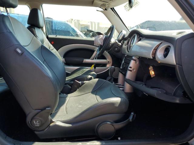 Photo 5 from auction – 2003 MINI COOPER with VIN WMWRC33493TE15433