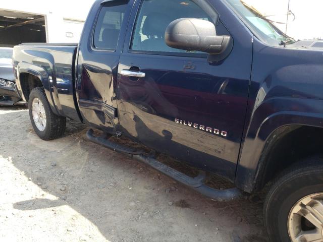 Photo 9 from auction – 2011 CHEVROLET SILVERADO with VIN 1GCRKSE37BZ163405