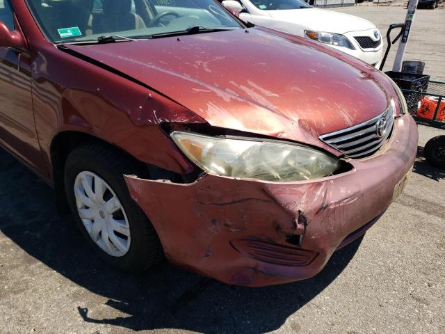 Photo 9 from auction – 2005 TOYOTA CAMRY LE with VIN 4T1BE32K75U403687