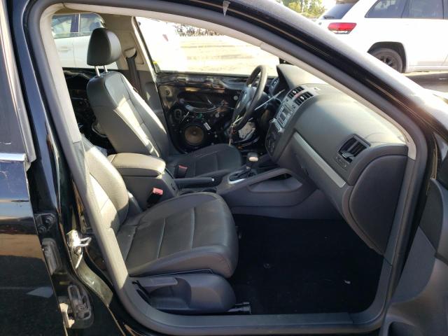 Photo 5 from auction – 2007 VOLKSWAGEN JETTA WOLF with VIN 3VWEF71K37M060193