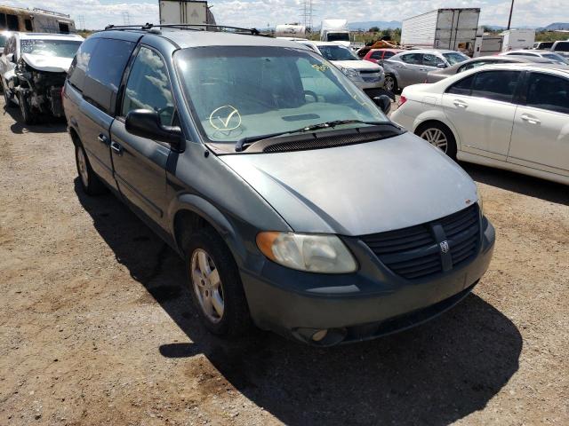 DODGE GRAND CARA 2005 with VIN 2D4GP44L75R258733 - Photo from auction