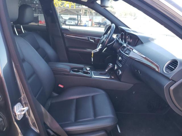 Photo 5 from auction – 2014 MERCEDES-BENZ C 250 with VIN WDDGF4HB0EA945337