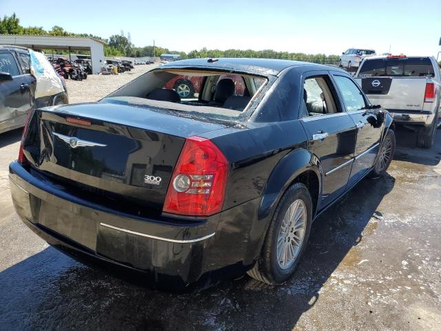 Photo 4 from auction – 2010 CHRYSLER 300 TOURIN with VIN 2C3CA5CV2AH152037