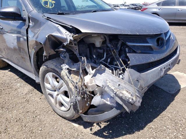 Photo 9 from auction – 2015 TOYOTA RAV4 LE with VIN 2T3BFREV0FW292303