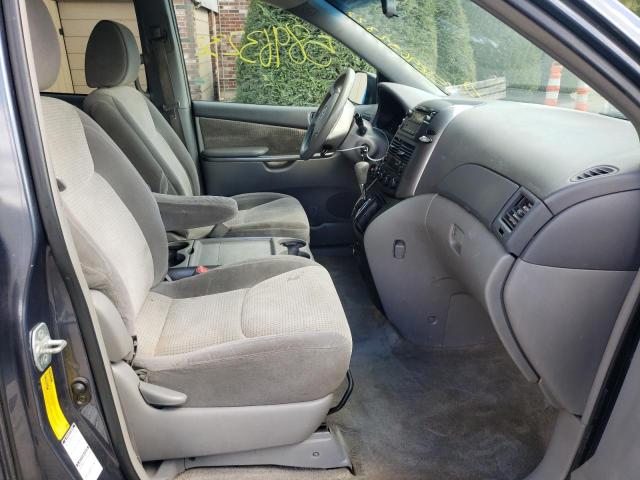 Photo 5 from auction – 2010 TOYOTA SIENNA LE with VIN 5TDJK4CC8AS031975