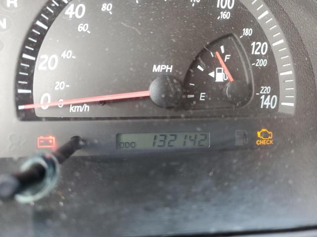 Photo 8 from auction – 2004 TOYOTA CAMRY LE with VIN 4T1BF30K44U072498