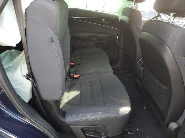 Photo 6 from auction – 2016 KIA SORENTO LX with VIN 5XYPG4A54GG094447