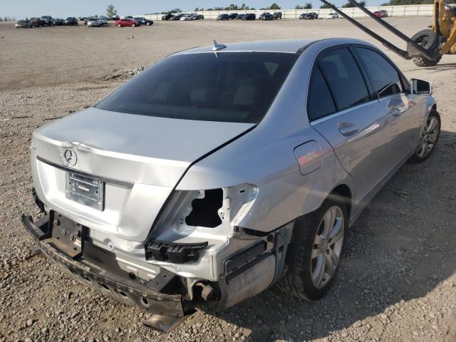 Photo 4 from auction – 2011 MERCEDES-BENZ C 300 with VIN WDDGF5EB2BF638566