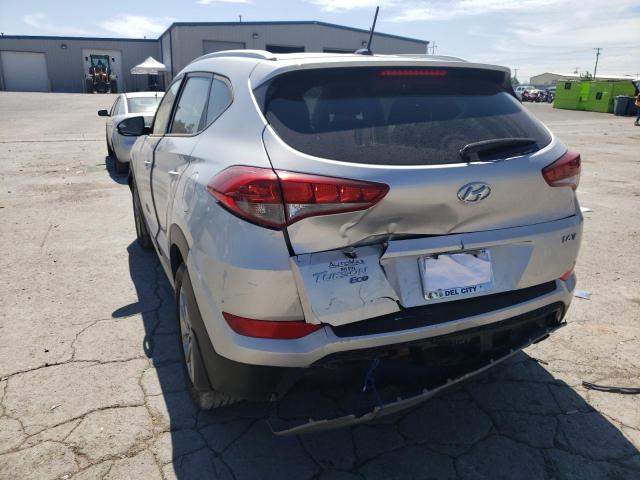 Photo 9 from auction – 2017 HYUNDAI TUCSON LIM with VIN KM8J33A29HU355827
