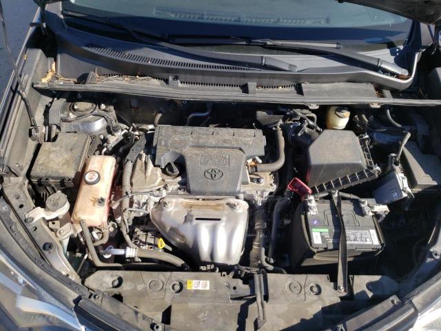 Photo 7 from auction – 2018 TOYOTA RAV4 LE with VIN JTMZFREV1JJ176100