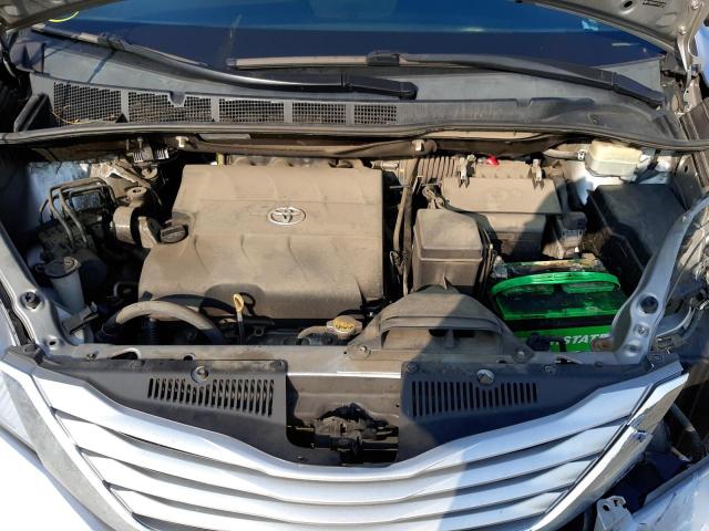 Photo 7 from auction – 2015 TOYOTA SIENNA LE with VIN 5TDKK3DC6FS671798