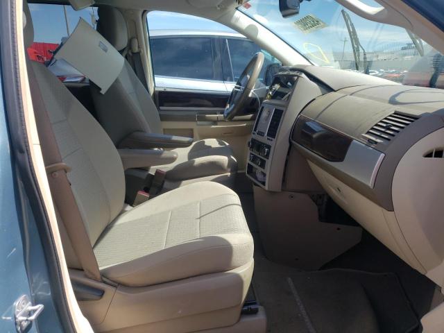 Photo 5 from auction – 2010 CHRYSLER TOWN & COU with VIN 2A4RR5DX6AR400471
