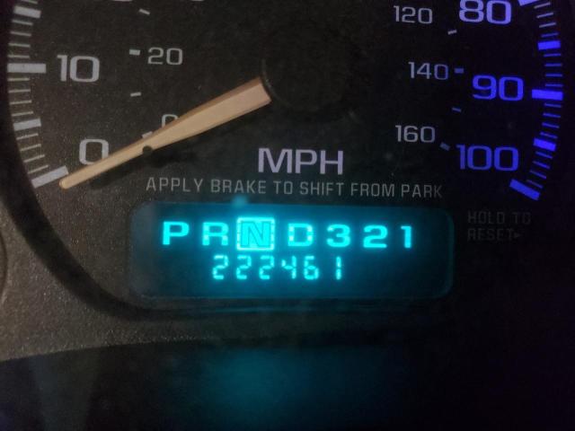 Photo 8 from auction – 2002 CHEVROLET AVALANCHE with VIN 3GNEK13T82G133946