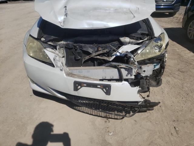 Photo 9 from auction – 2006 LEXUS IS 250 with VIN JTHCK262965004750