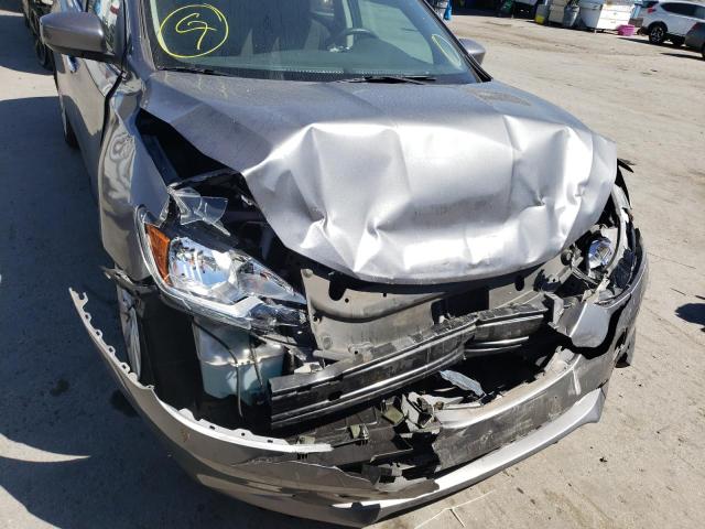 Photo 9 from auction – 2017 NISSAN SENTRA S with VIN 3N1AB7AP7HY258474