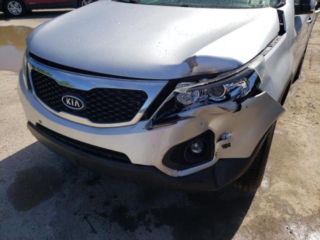 Photo 9 from auction – 2011 KIA SORENTO BA with VIN 5XYKTDA18BG057803