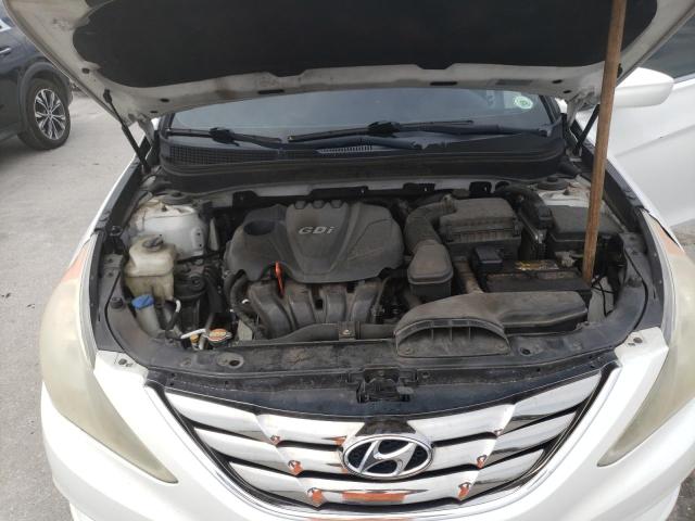 Photo 7 from auction – 2011 HYUNDAI SONATA SE with VIN 5NPEC4AC6BH174125