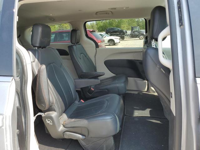 Photo 6 from auction – 2017 CHRYSLER PACIFICA T with VIN 2C4RC1BGXHR523851