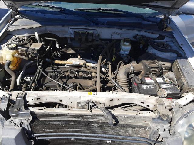 Photo 7 from auction – 2006 FORD ESCAPE XLS with VIN 1FMCU02Z16KA39055