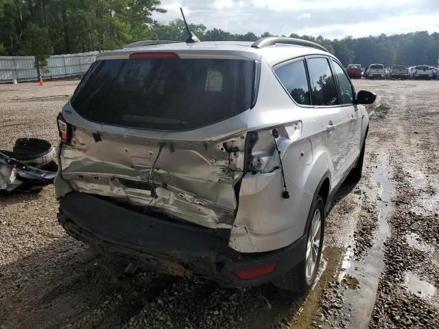 Photo 4 from auction – 2018 FORD ESCAPE SE with VIN 1FMCU0GD3JUB07396