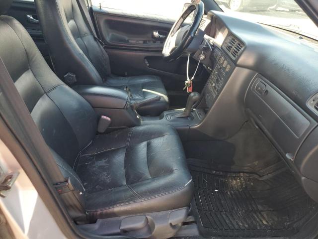 Photo 5 from auction – 2000 VOLVO S70 BASE with VIN YV1LS61J4Y2626484