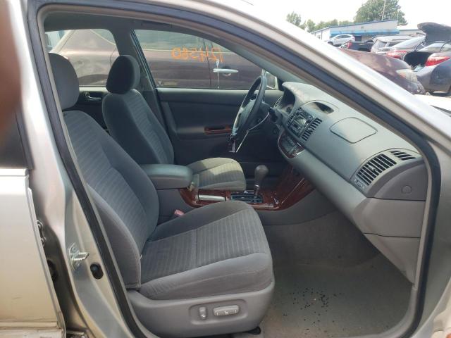 Photo 5 from auction – 2005 TOYOTA CAMRY LE with VIN 4T1BE32K05U077196