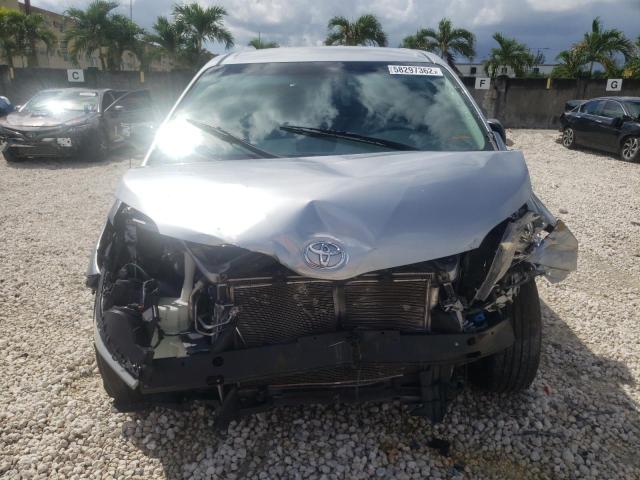Photo 9 from auction – 2014 TOYOTA SIENNA with VIN 5TDZK3DC9ES441444