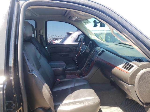Photo 5 from auction – 2010 CADILLAC ESCALADE L with VIN 1GYUKBEF8AR244829