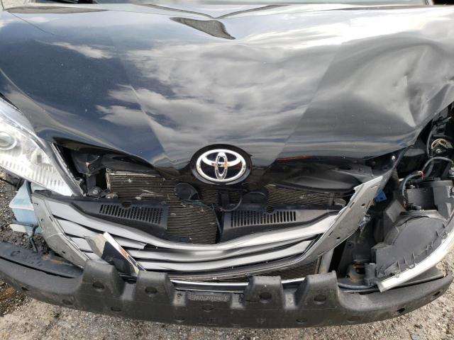 Photo 7 from auction – 2014 TOYOTA SIENNA XLE with VIN 5TDYK3DC8ES512841