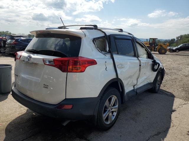 Photo 4 from auction – 2015 TOYOTA RAV4 XLE with VIN JTMRFREV0FD131042