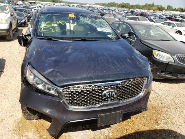 Photo 9 from auction – 2017 KIA SORENTO SX with VIN 5XYPKDA54HG284345