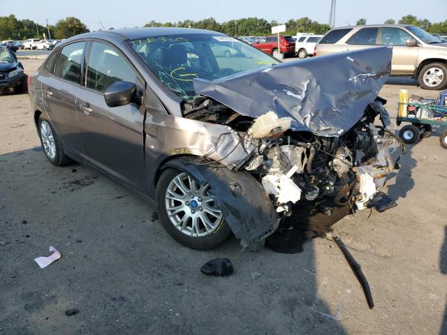 FORD FOCUS SE 2012 with VIN 1FAHP3F23CL123356 - Photo from auction