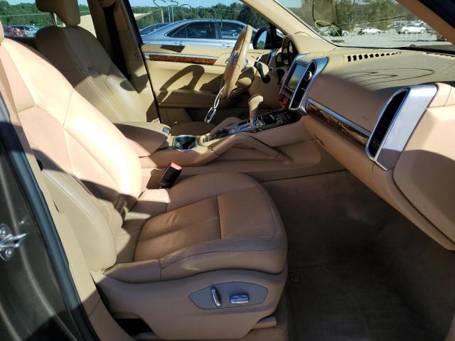 Photo 5 from auction – 2011 PORSCHE CAYENNE with VIN WP1AA2A26BLA03546